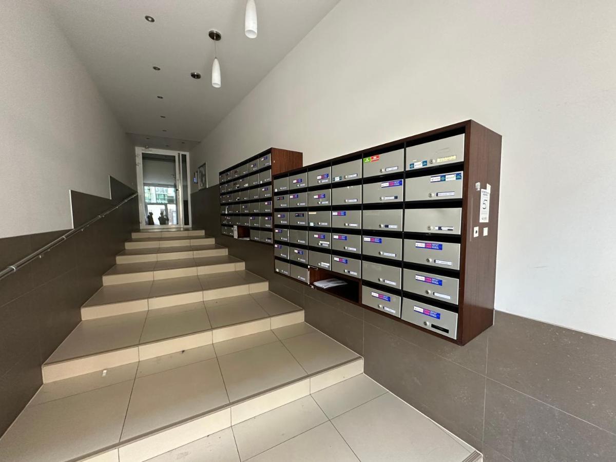 Vakantieappartement Oostende Met Priveparking Buitenkant foto